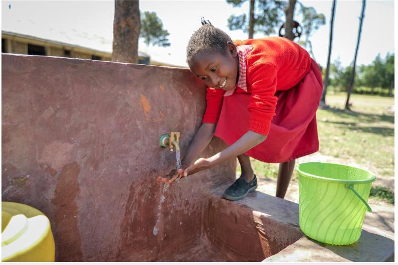 Brilliant gathering water