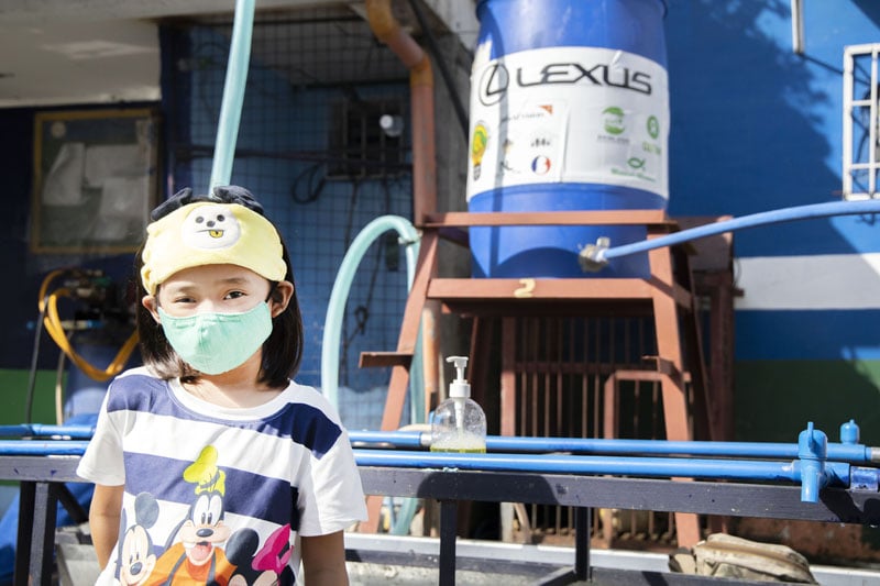 Nine-year-old Jovilyn lives in a highly populated urban community in Manila, Philippines, where World Vision and partner organizations built 10 portable handwashing facilities to promote safe hygiene practices. Jovilyn continues to remind other children about the importance of proper handwashing to prevent diseases that may harm them. (©2021 World Vision)